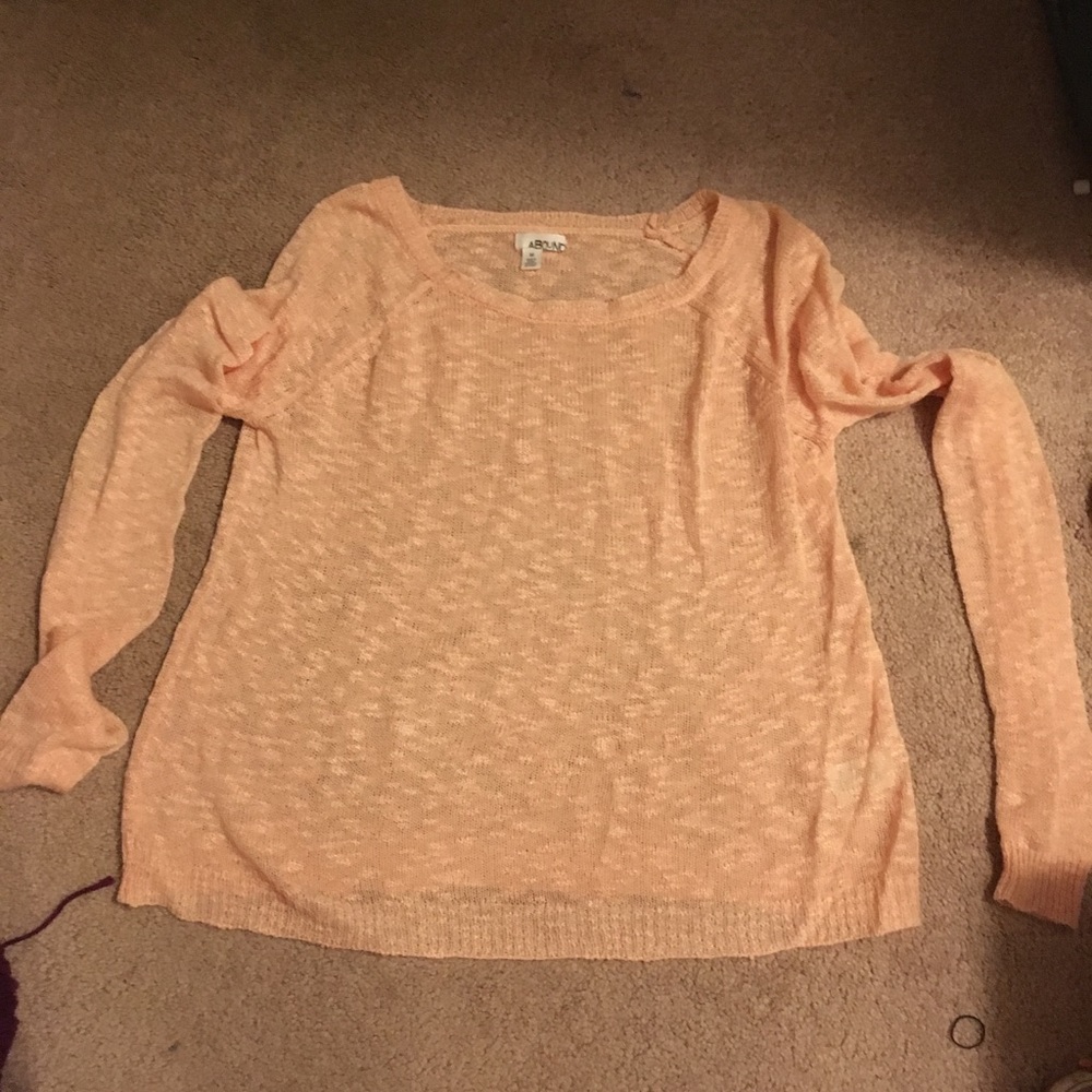 Light pink/ peach thin sweater